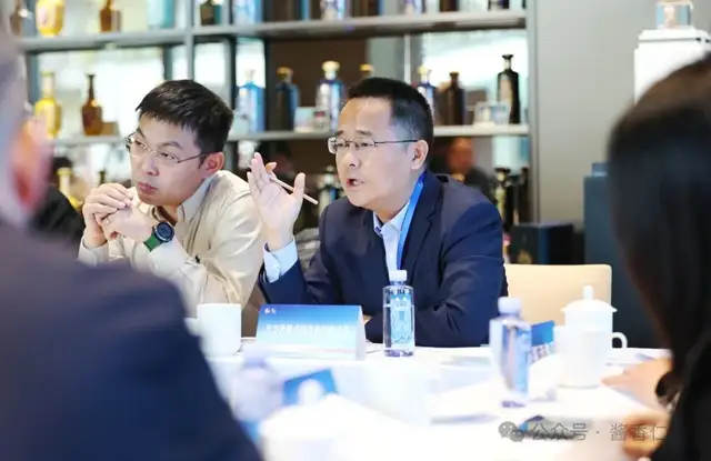 对话与碰撞:三场对接会看酒都仁怀的行业周期律突围(图4) 对话与碰撞:三场对接会看酒都仁怀的行业周期律突围(图4)