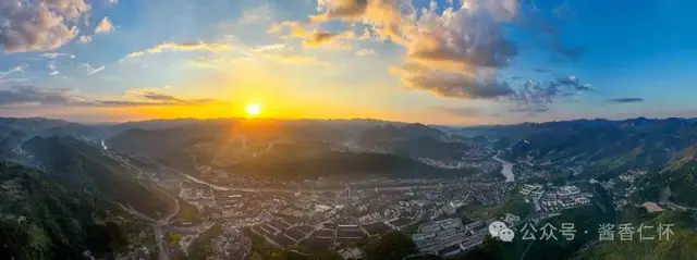 链动共生,聚势成核:仁怀构建“产业共同体”(图5) 链动共生,聚势成核:仁怀构建“产业共同体”(图5)